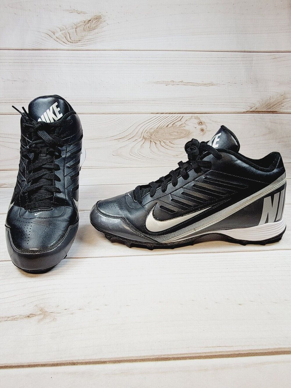 Nike Land Shark 3/4 Football Cleats Men's Size 12 Black/Silver 511292 009
